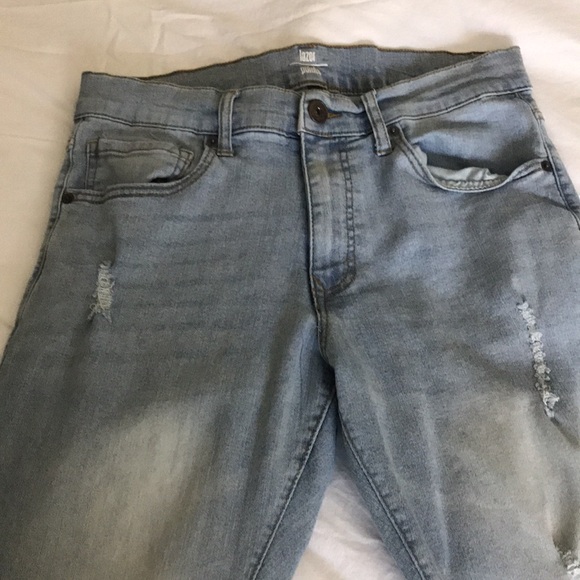 Man’s Jens Laxer point jeans. Distressed. SZ 30x32. - Picture 5 of 8